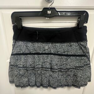 Lululemon Pace Rival Skirt (Size 4)